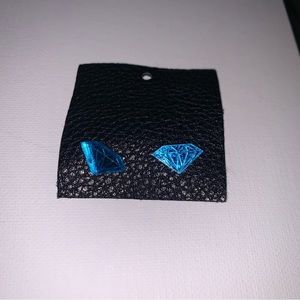 Vinca blue diamond laser cut earrings